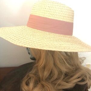 SOLD NWOT Lauren Conrad Straw wide brim fedora hat